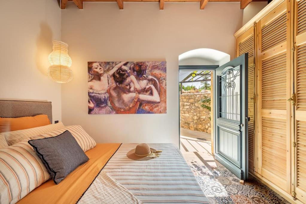 Villa Aiolia Kondoyenádha 外观 照片